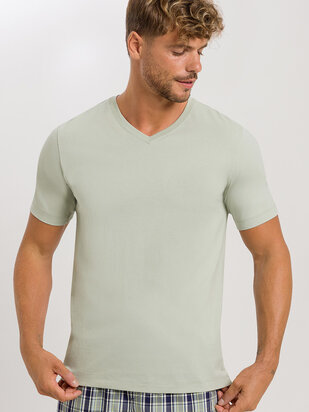HANRO Living T-Shirt V-Neck mineral-grün
